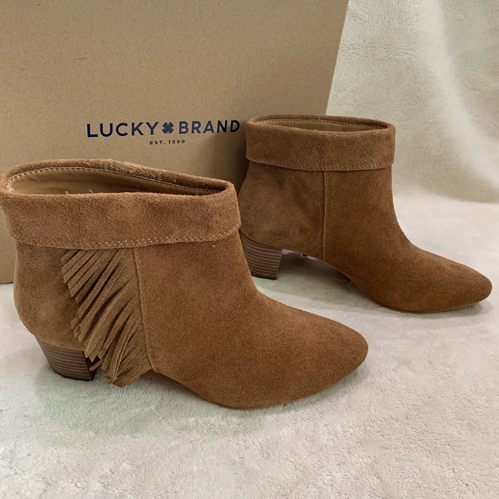 NEW Lucky Brand Zakina Brown Tan Suede Booties 7M